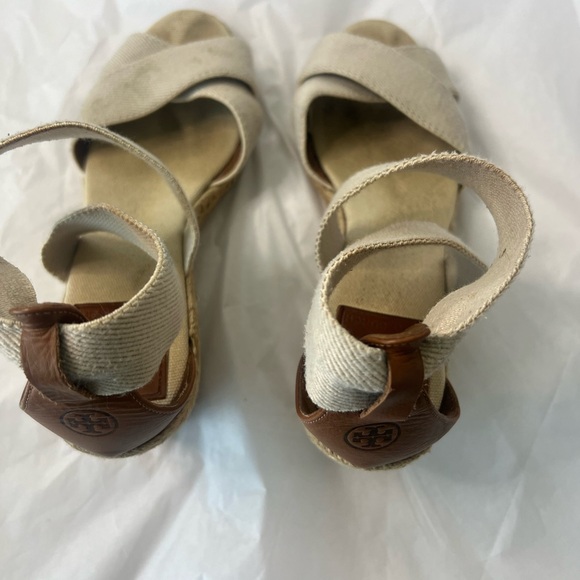 TORY BURCH Cream Wedge Sandals - Picture 7 of 16
